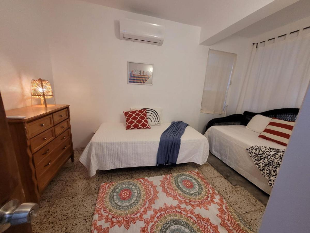 Jb23 Apts 3 Bedroom Apartment Near Airport San Juan Exterior photo